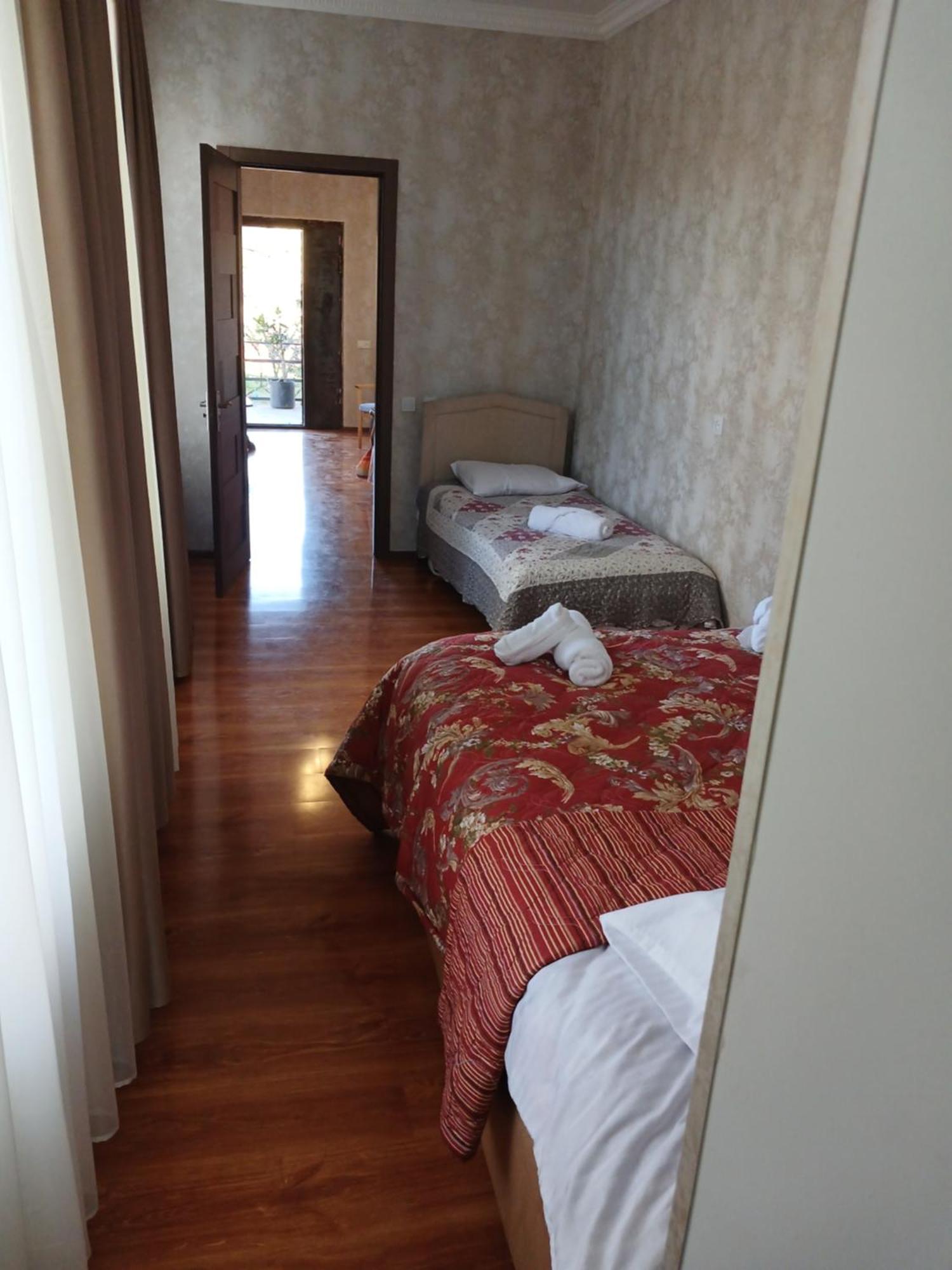 Guest House Nano Martvili Exterior foto